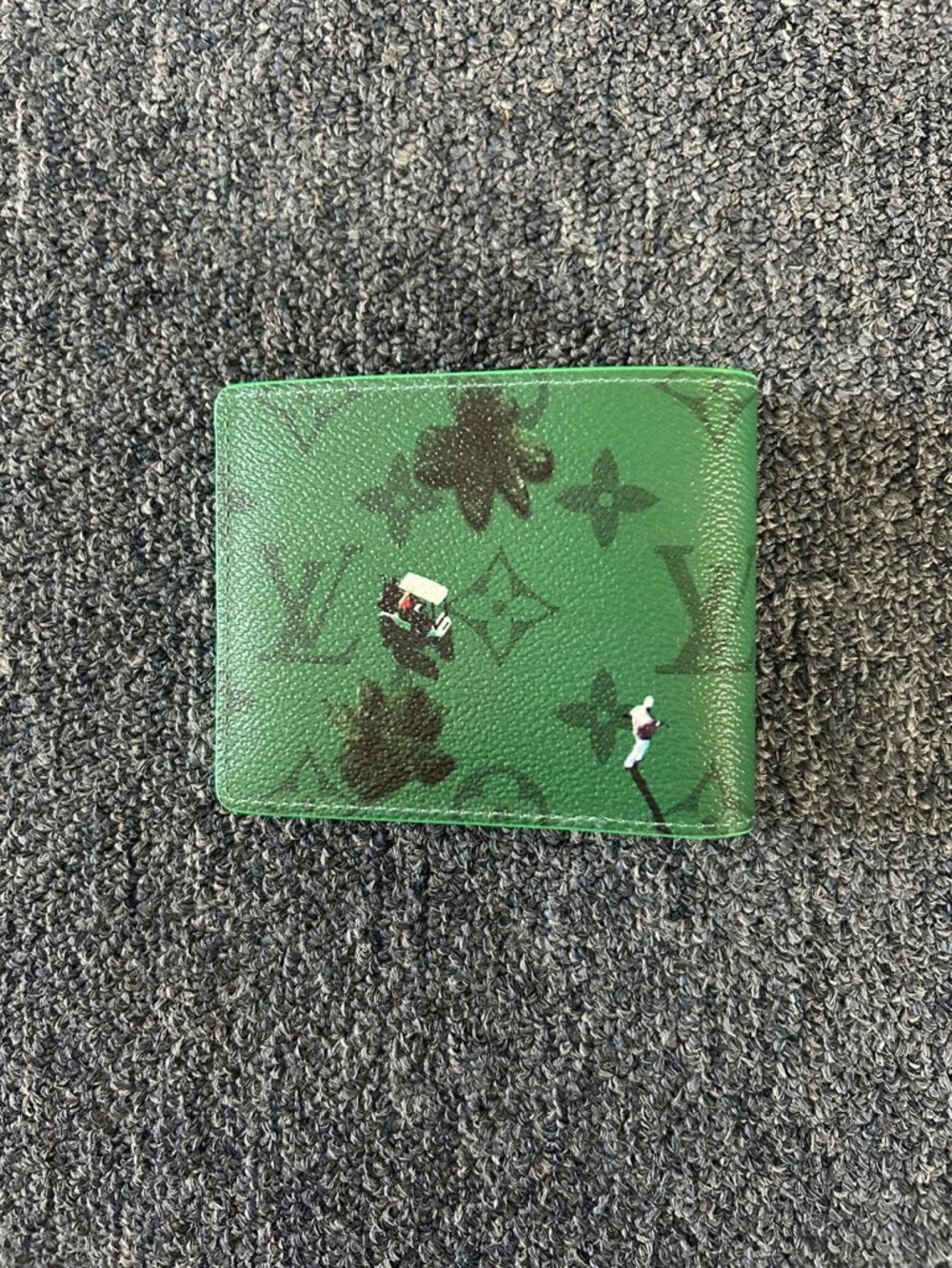 Louis Vuitton Golf Green Bifold Wallet - Picture 3 of 4